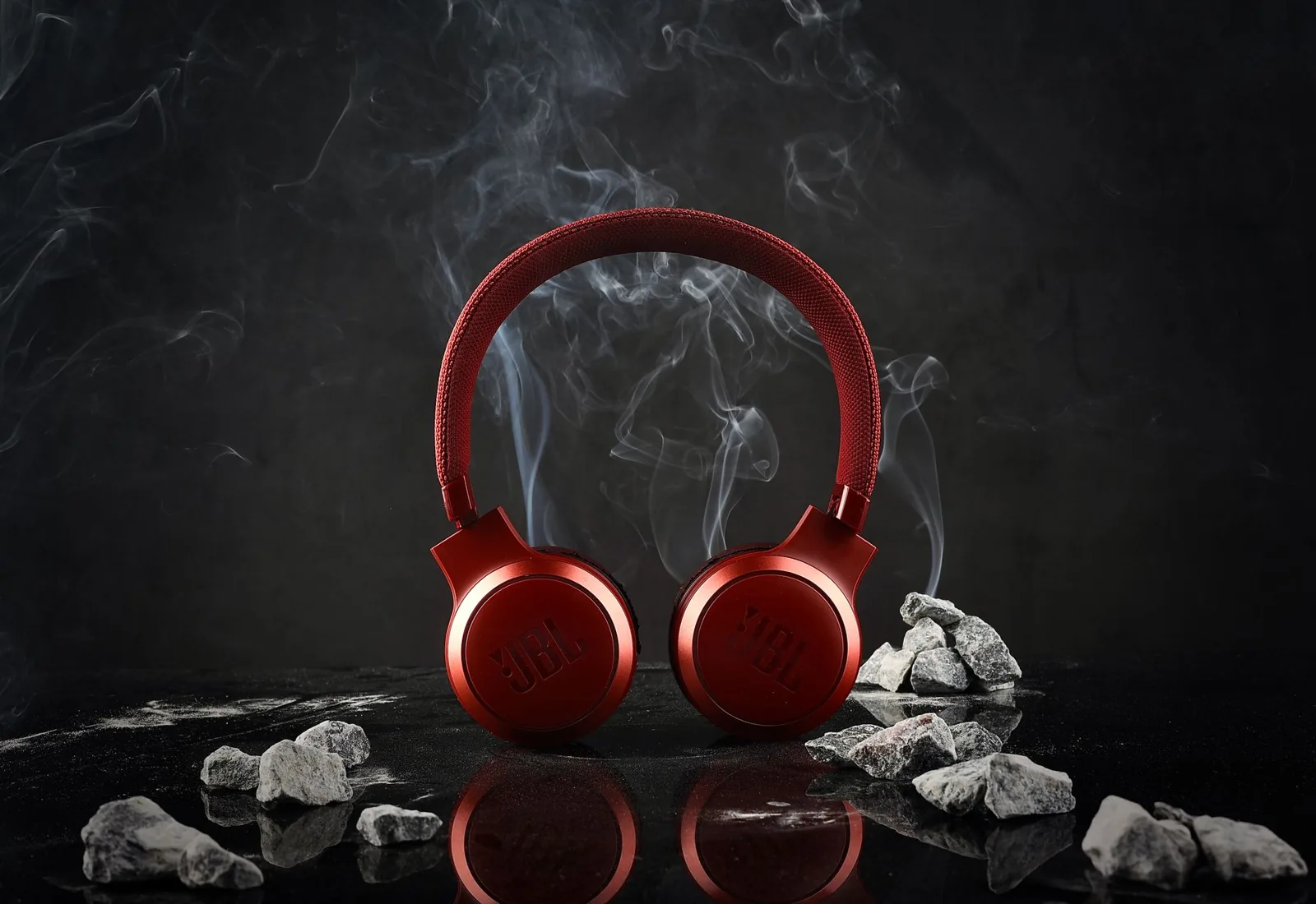 Hear everything.<br>Notice nothing.